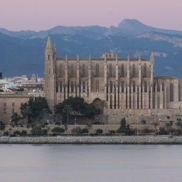 palma-kathedrale-vom-schiff